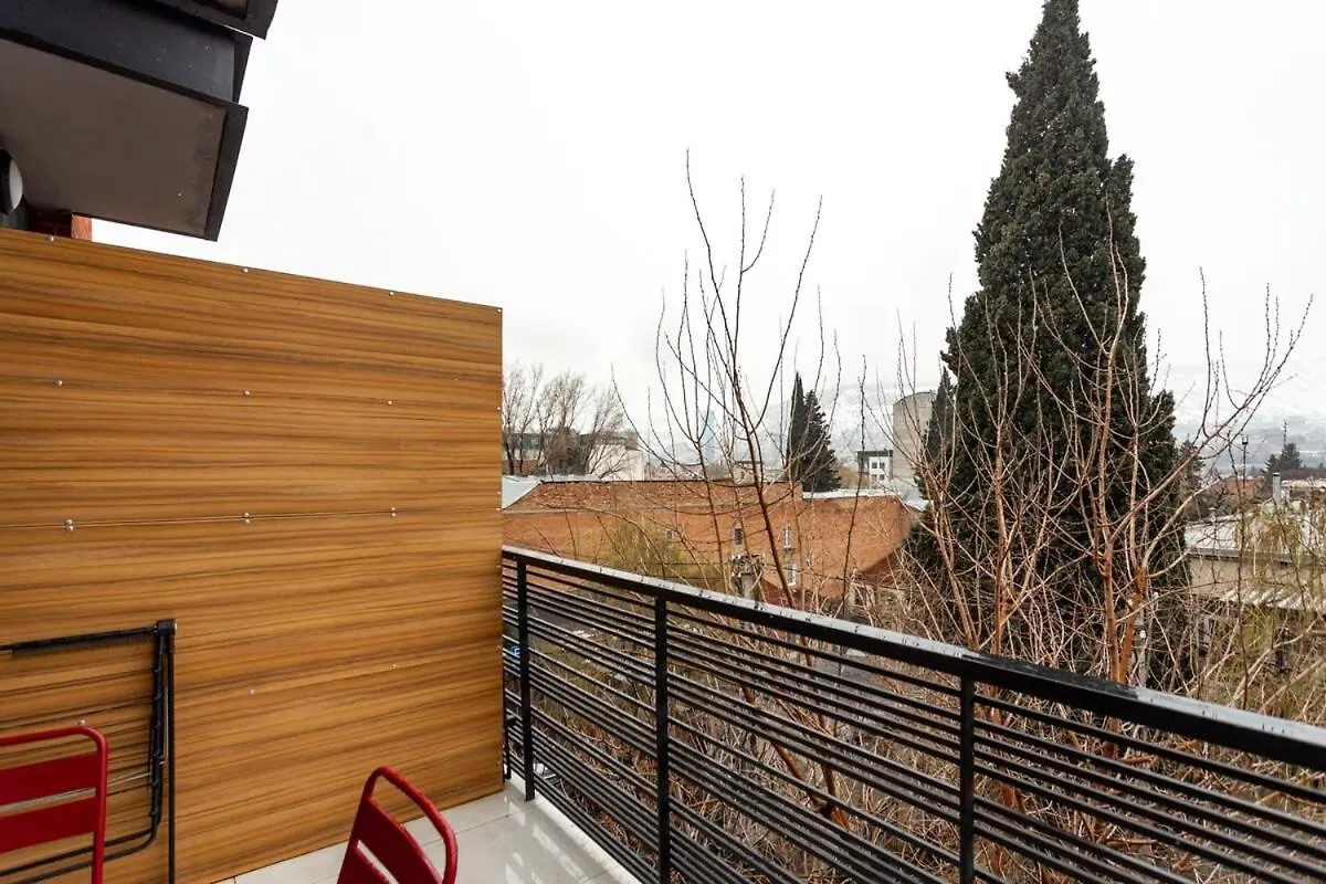 Super Cozy 1Br Apartment For 3 Near Fabrica Tbilisi Georgien